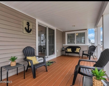 2020 Baltimore Avenue - Photo Thumbnail 4