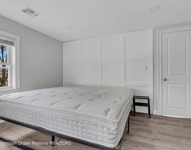 140 Idlewood Avenue - Photo Thumbnail 16