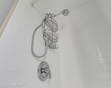 140 Idlewood Avenue - Photo Thumbnail 15