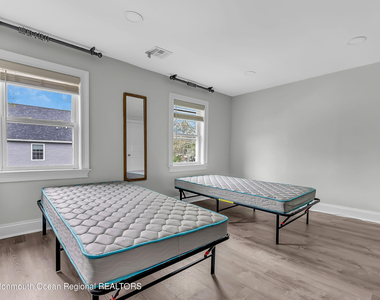 140 Idlewood Avenue - Photo Thumbnail 17