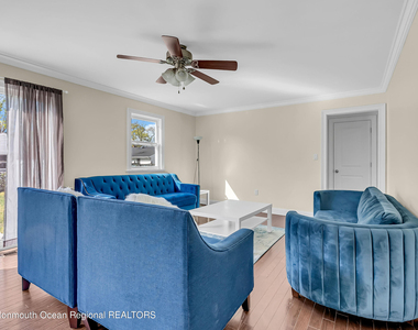 140 Idlewood Avenue - Photo Thumbnail 3