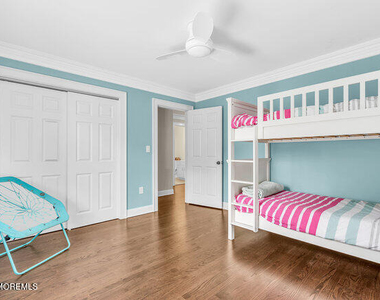 8 Glenwood Place - Photo Thumbnail 33