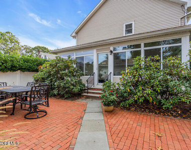 8 Glenwood Place - Photo Thumbnail 49