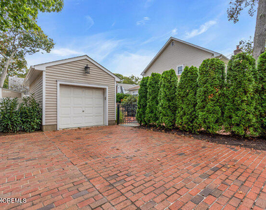 8 Glenwood Place - Photo Thumbnail 55