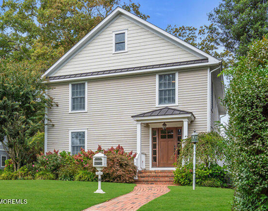 8 Glenwood Place - Photo Thumbnail 1