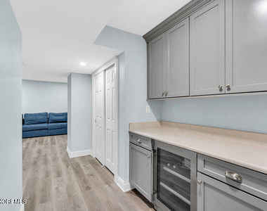 8 Glenwood Place - Photo Thumbnail 43