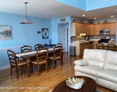 15 Sumner Avenue - Photo Thumbnail 6