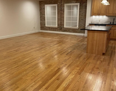 8 E Front Street - Photo Thumbnail 12
