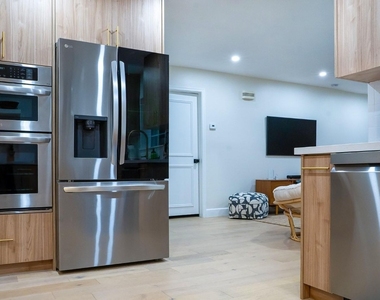 518 Sunshine Drive - Photo Thumbnail 13