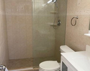 2731 Ne 14th Street Causeway - Photo Thumbnail 12