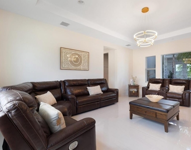 9124 Coral Isles Circle - Photo Thumbnail 31