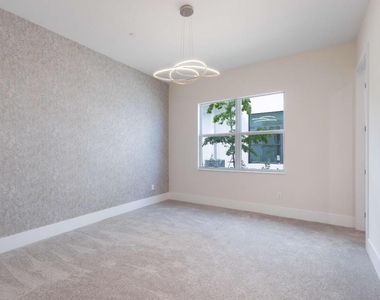 9124 Coral Isles Circle - Photo Thumbnail 36
