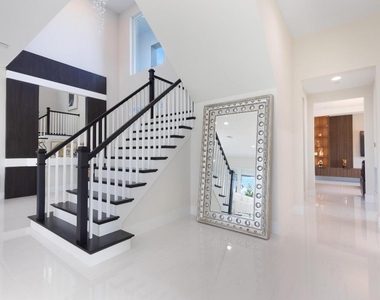 9124 Coral Isles Circle - Photo Thumbnail 35