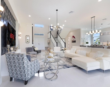 9124 Coral Isles Circle - Photo Thumbnail 12