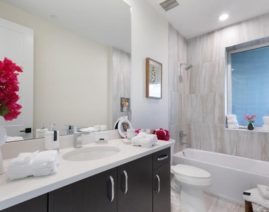 9124 Coral Isles Circle - Photo Thumbnail 57