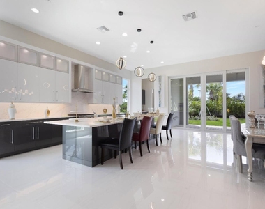 9124 Coral Isles Circle - Photo Thumbnail 26