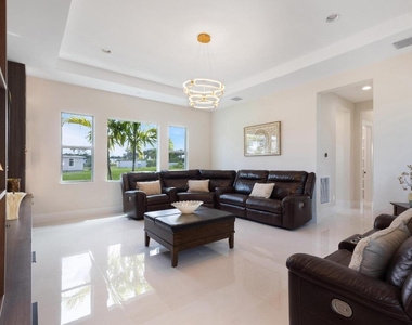 9124 Coral Isles Circle - Photo Thumbnail 30