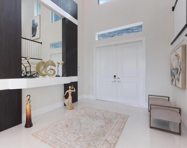 9124 Coral Isles Circle - Photo Thumbnail 8