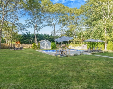 138 W Tiana Road - Photo Thumbnail 16