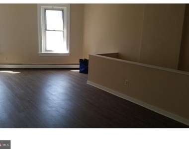 6823 Germantown Avenue - Photo Thumbnail 4