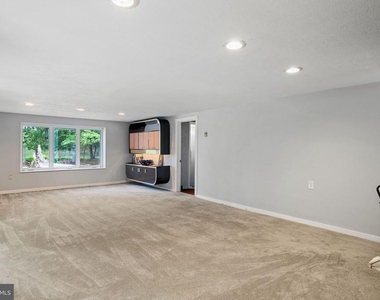 601 Cathcart Road - Photo Thumbnail 21