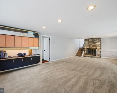 601 Cathcart Road - Photo Thumbnail 20