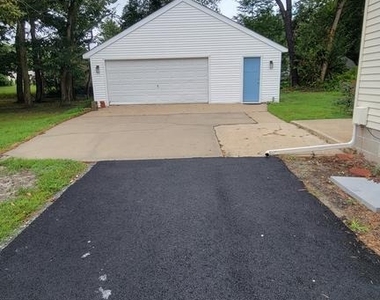 410 Spruce Street - Photo Thumbnail 16