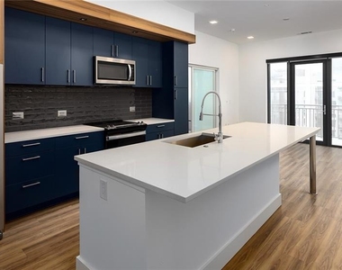 1140 Spring Street Nw - Photo Thumbnail 38