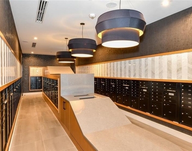 1140 Spring Street Nw - Photo Thumbnail 14