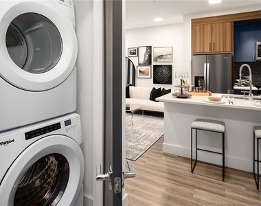 1140 Spring Street Nw - Photo Thumbnail 32