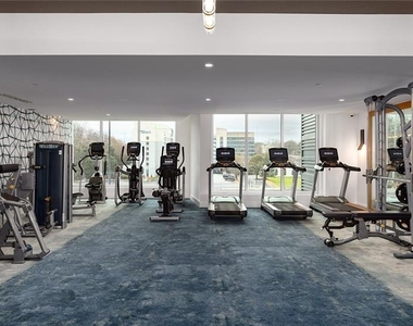 1140 Spring Street Nw - Photo Thumbnail 13