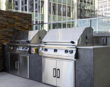 1140 Spring Street Nw - Photo Thumbnail 8