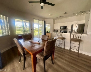 9510 Village View Boulevard - Photo Thumbnail 3
