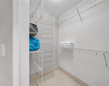 3746 Se 1st Place - Photo Thumbnail 28