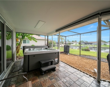 3746 Se 1st Place - Photo Thumbnail 32