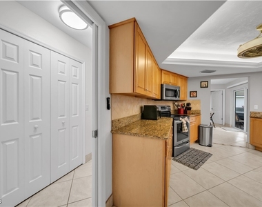 3746 Se 1st Place - Photo Thumbnail 11