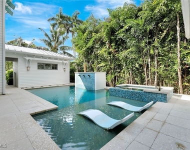160 Broad Avenue S - Photo Thumbnail 43