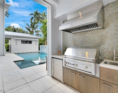 160 Broad Avenue S - Photo Thumbnail 38