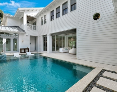 160 Broad Avenue S - Photo Thumbnail 41