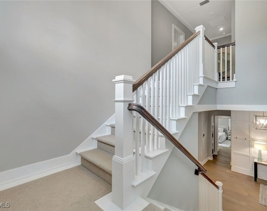 160 Broad Avenue S - Photo Thumbnail 21