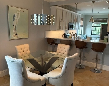 9719 Acqua Court - Photo Thumbnail 10