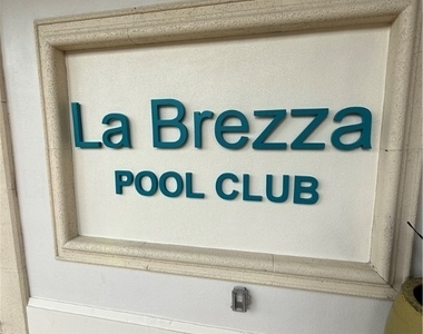 9719 Acqua Court - Photo Thumbnail 2