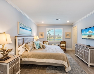 14471 Stillwater Way - Photo Thumbnail 10