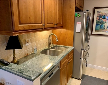 333 Harbour Drive - Photo Thumbnail 20