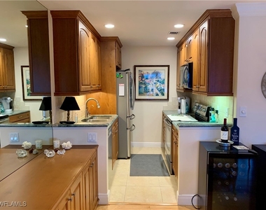 333 Harbour Drive - Photo Thumbnail 21