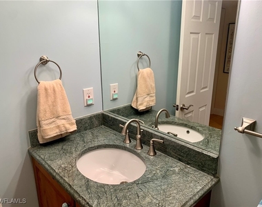 333 Harbour Drive - Photo Thumbnail 31