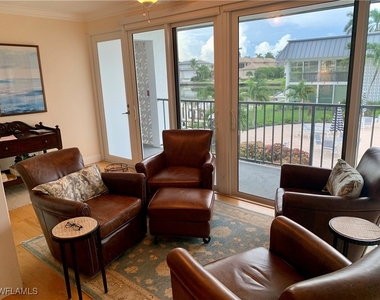 333 Harbour Drive - Photo Thumbnail 11