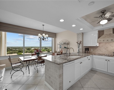 7117 Pelican Bay Boulevard - Photo Thumbnail 6