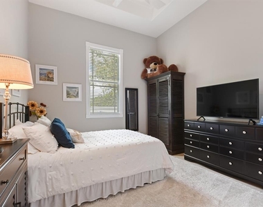 4409 Crews Court - Photo Thumbnail 31