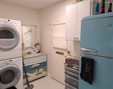 1 Colony Point Drive - Photo Thumbnail 31
